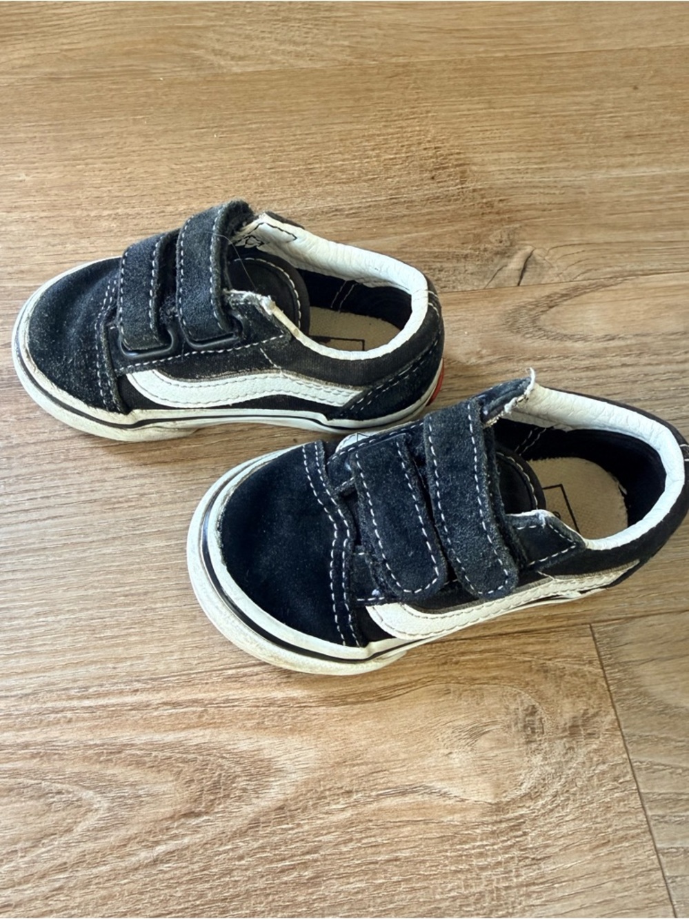 Toddler Vans Sneakers in Black and White